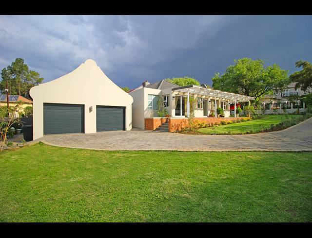 3 BEDROOM HOUSE FOR SALE IN THORNHILL ESTATE